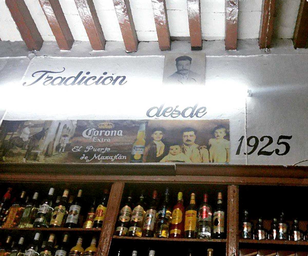 qrodigital-el-puerto-de-mazatlan-cantina-tradicional-la-canada-el-marques-antiguo-historia-tradicion