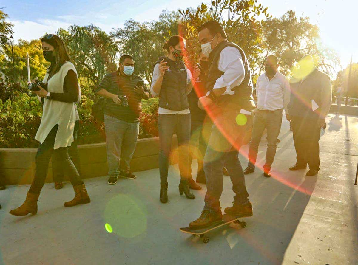 qrodigital-patinerama-municipio-de-queretaro-pista-de-patinaje-recreacion-familia-ninos-luis-nava