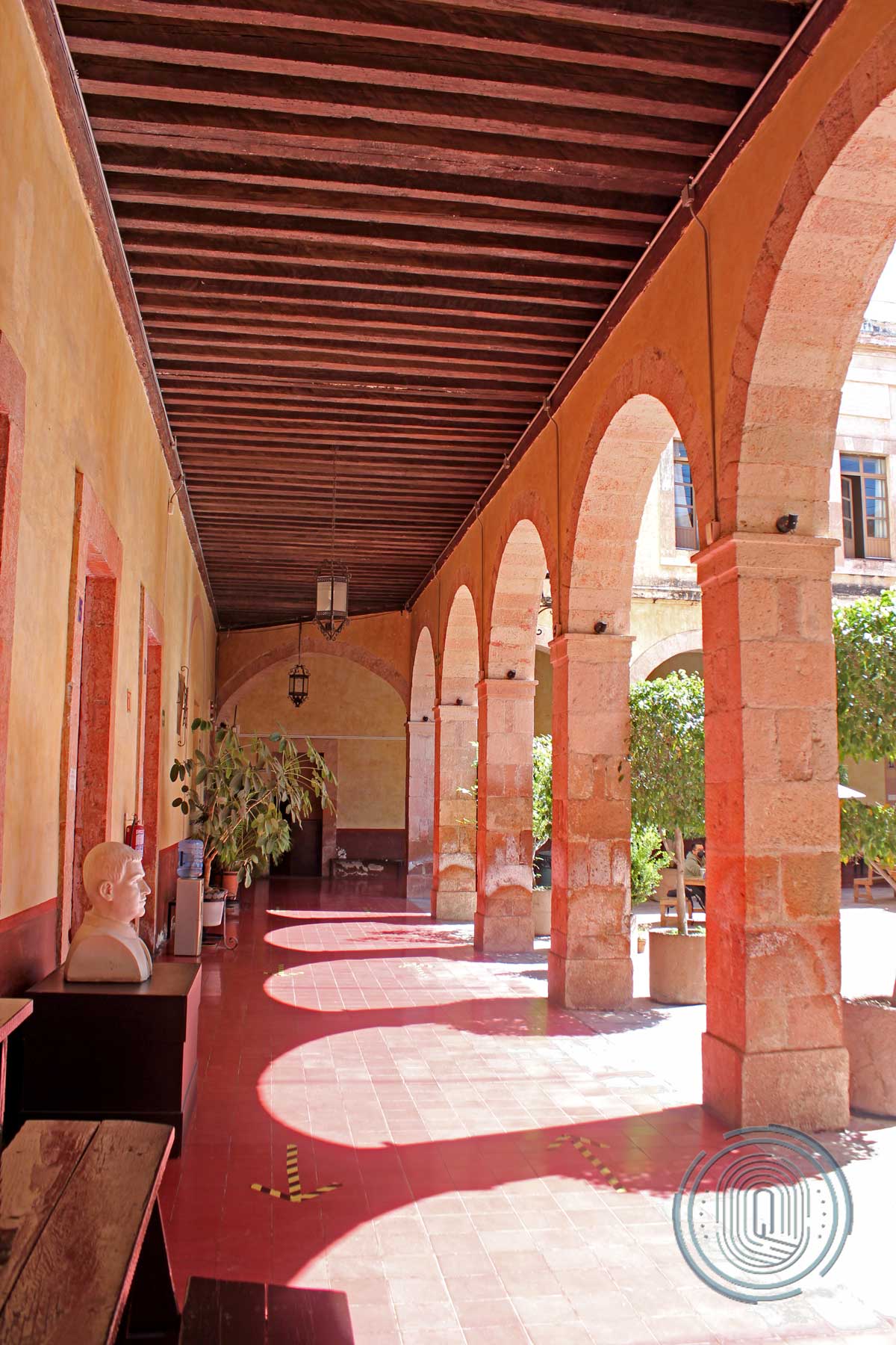 qrodigital-escuela-de-musica-de-queretaro-historia-centro-historico-patio-principal