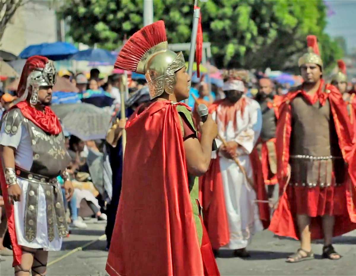 qrodigital-vive-la-semana-santa-con-actos-y-tradiciones-viacrusis-representacion