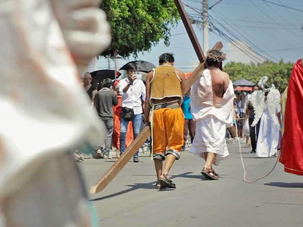 qrodigital-vive-la-semana-santa-con-actos-y-tradiciones-viacrusis-tres-caidas