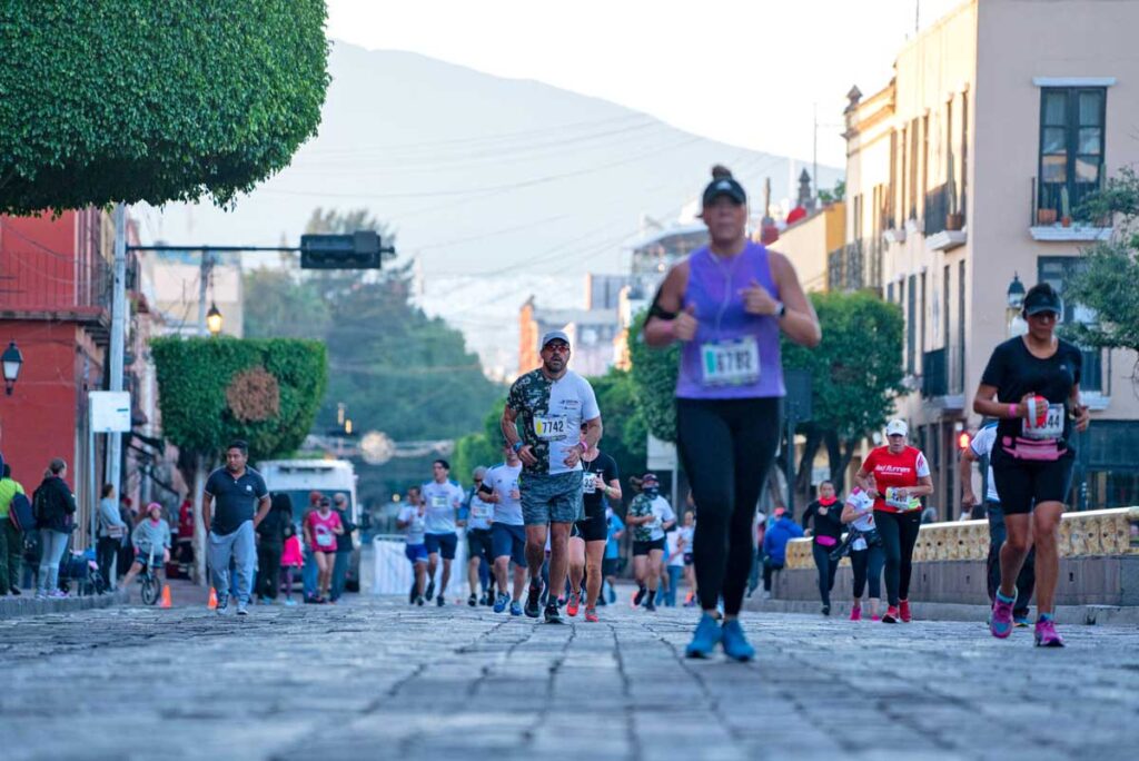 qrodigital-queretaro-maraton-2022-competencia-regresa-carrera-turismo-deportivo