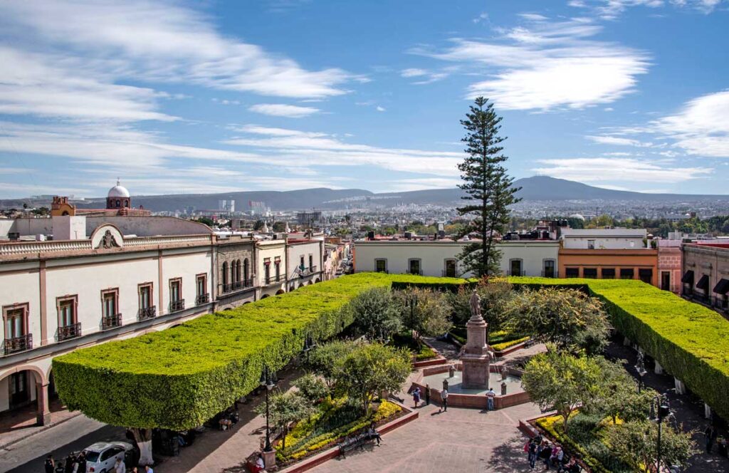 qrodigital-centro-historico-queretaro-plaza-de-armas-fuente-de-los-perritos