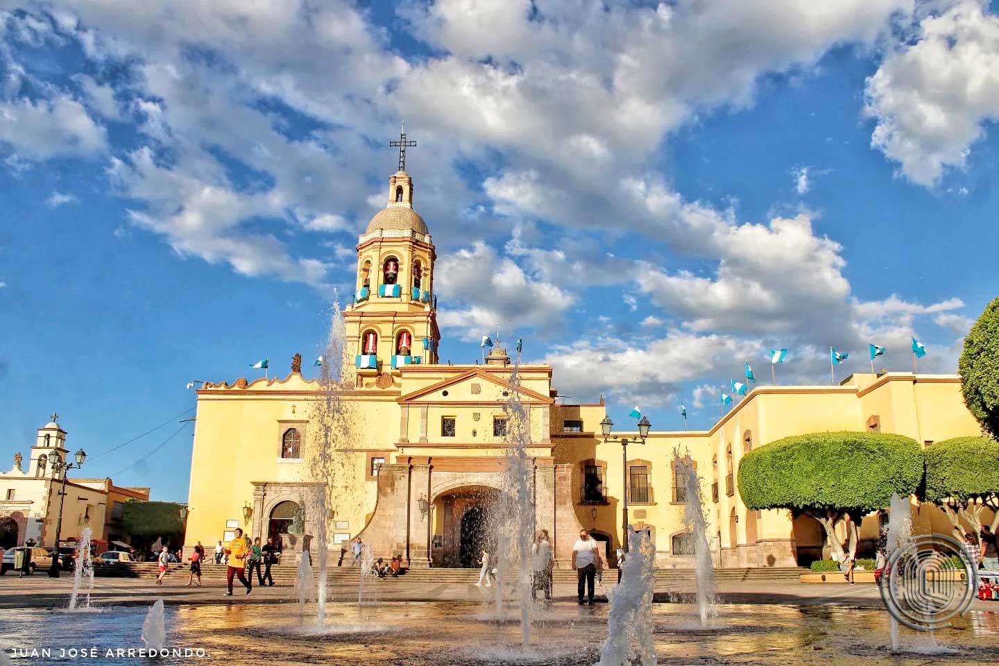 Los Concheros reviven la historia de la ciudad