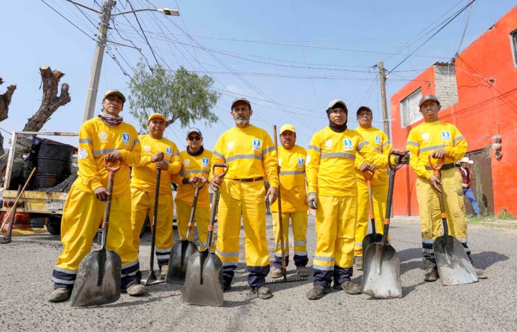 qrodigital-noticias-gobierno-municipio-josue-trapala-caminos-carretera-trabajador-ciudadanos-corregidora-bacheo