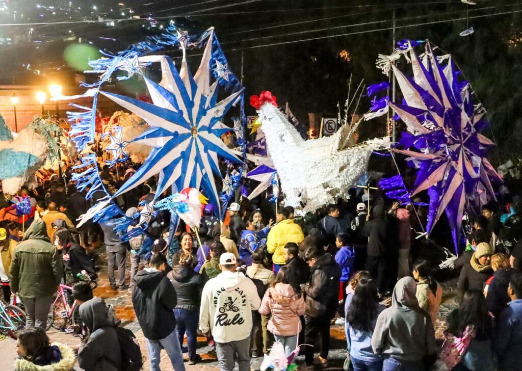 religion-navidad-comunidad-canada-fiesta-artesanal-queretaro-tradicional-gallo-de-hercules